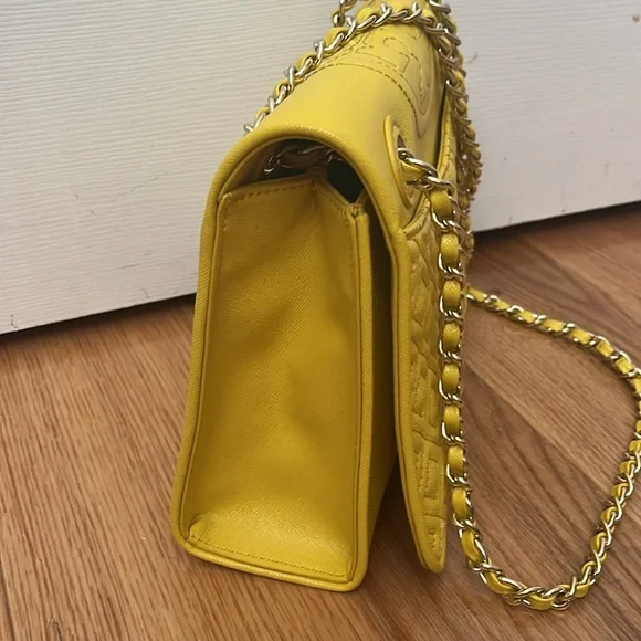 Tory Burch Alexa Yellow Leather Logo Convertible Bag - Picture 7 of 16